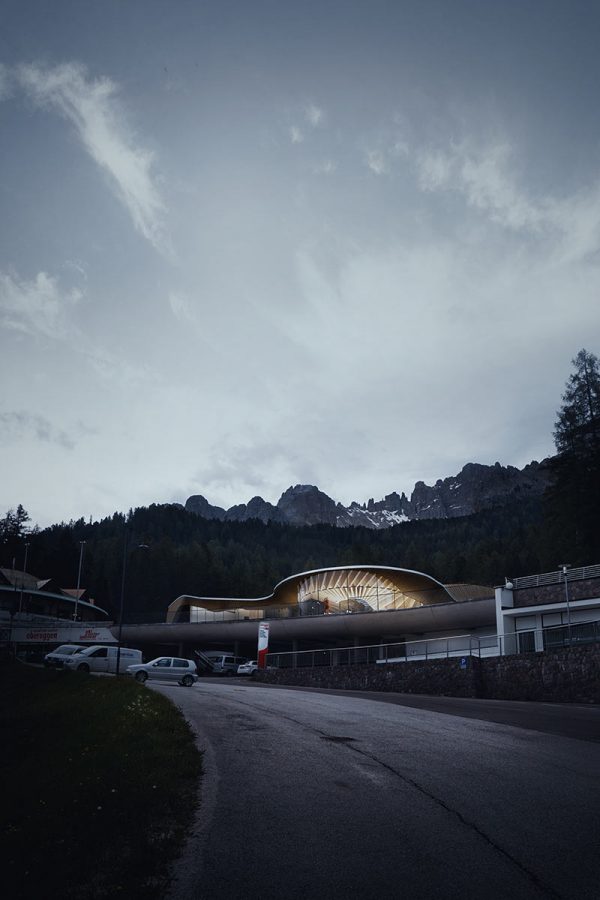 Unisono-Architekten-Obereggen-Lounge-visualisierung-2©UNISONO